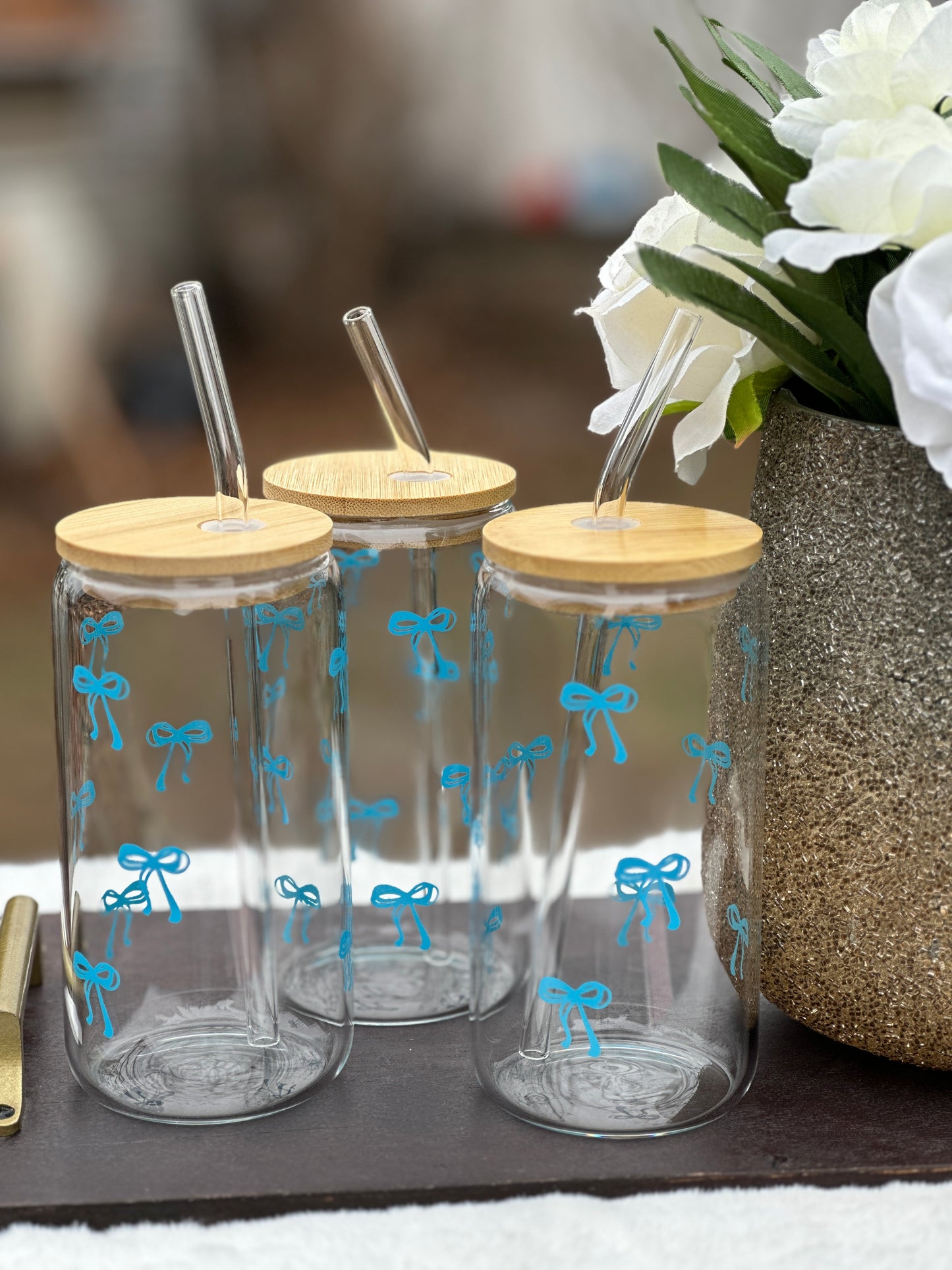 Cute bow iced coffee cup, blue bow drinking cup,Iced coffee cup, Dishwasher safe cups, can glass shape coffee cups , Birthday gifts.