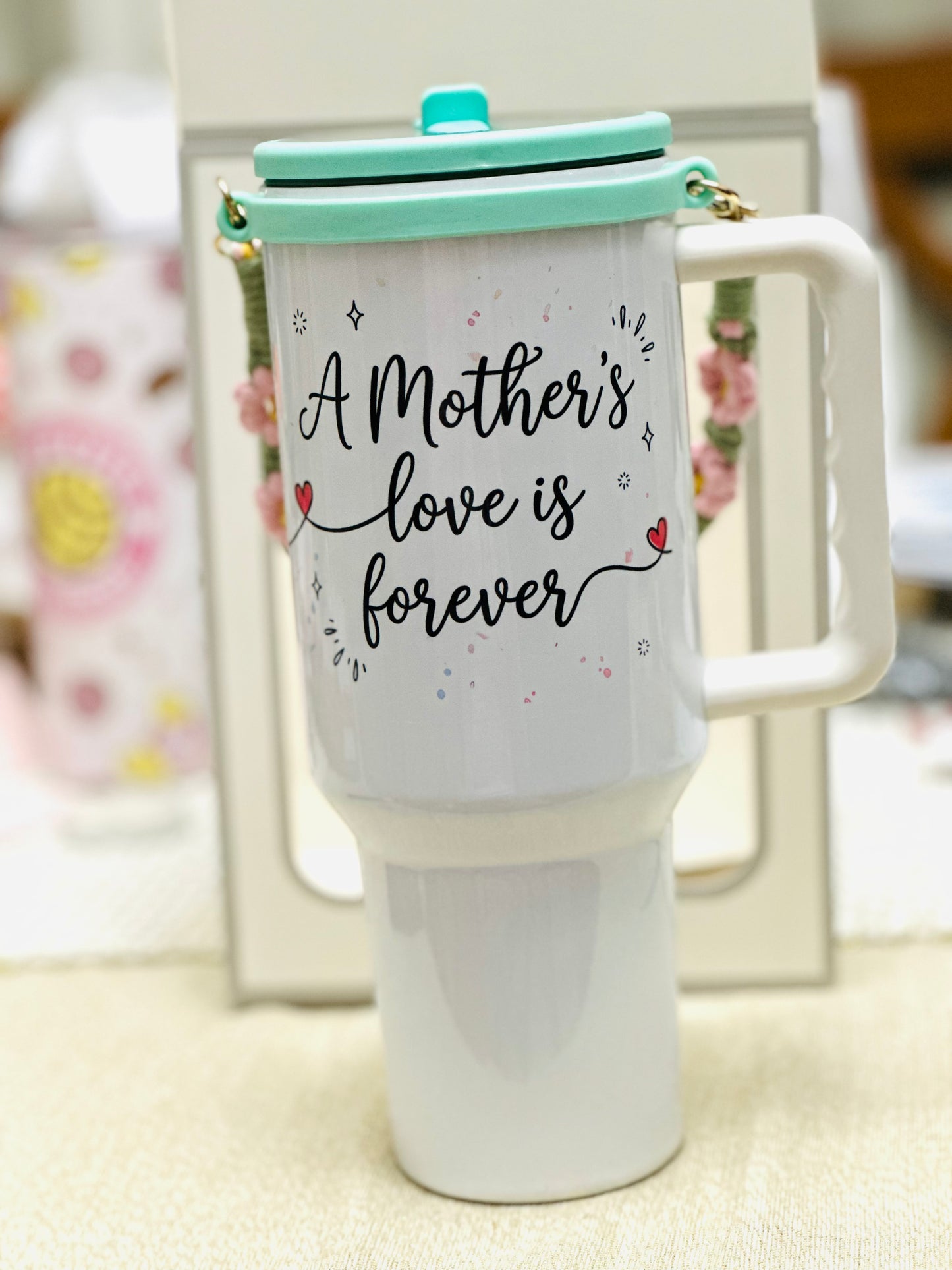 “Mother’s Day Gift Set – Personalized 40oz Tumbler with Crochet Handle | Gift Box Included”