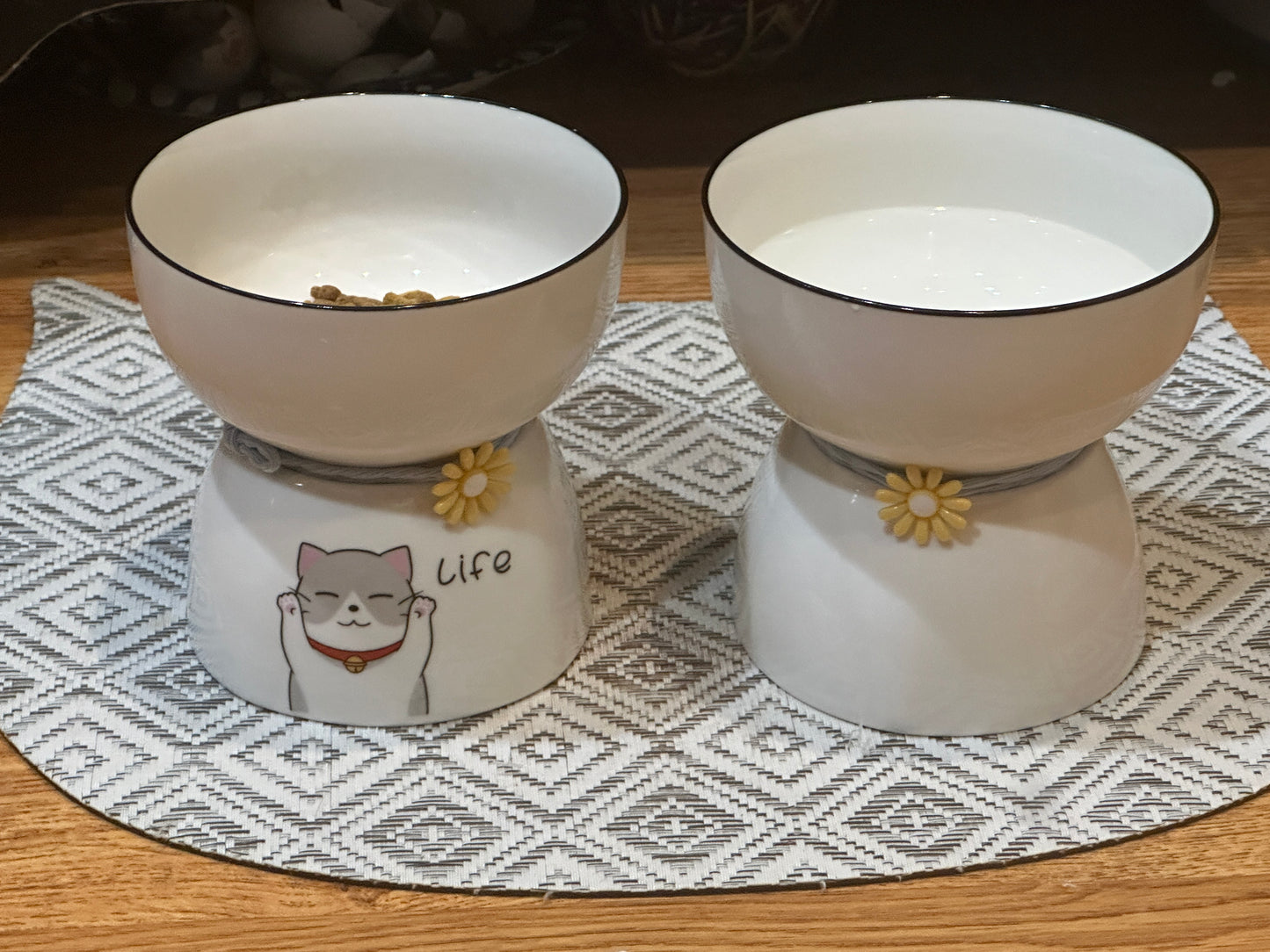 Elevated ceramic bowls for pets, Cats bowl, ceramic bowl for small pets, cat feeder for cats and small dogs
