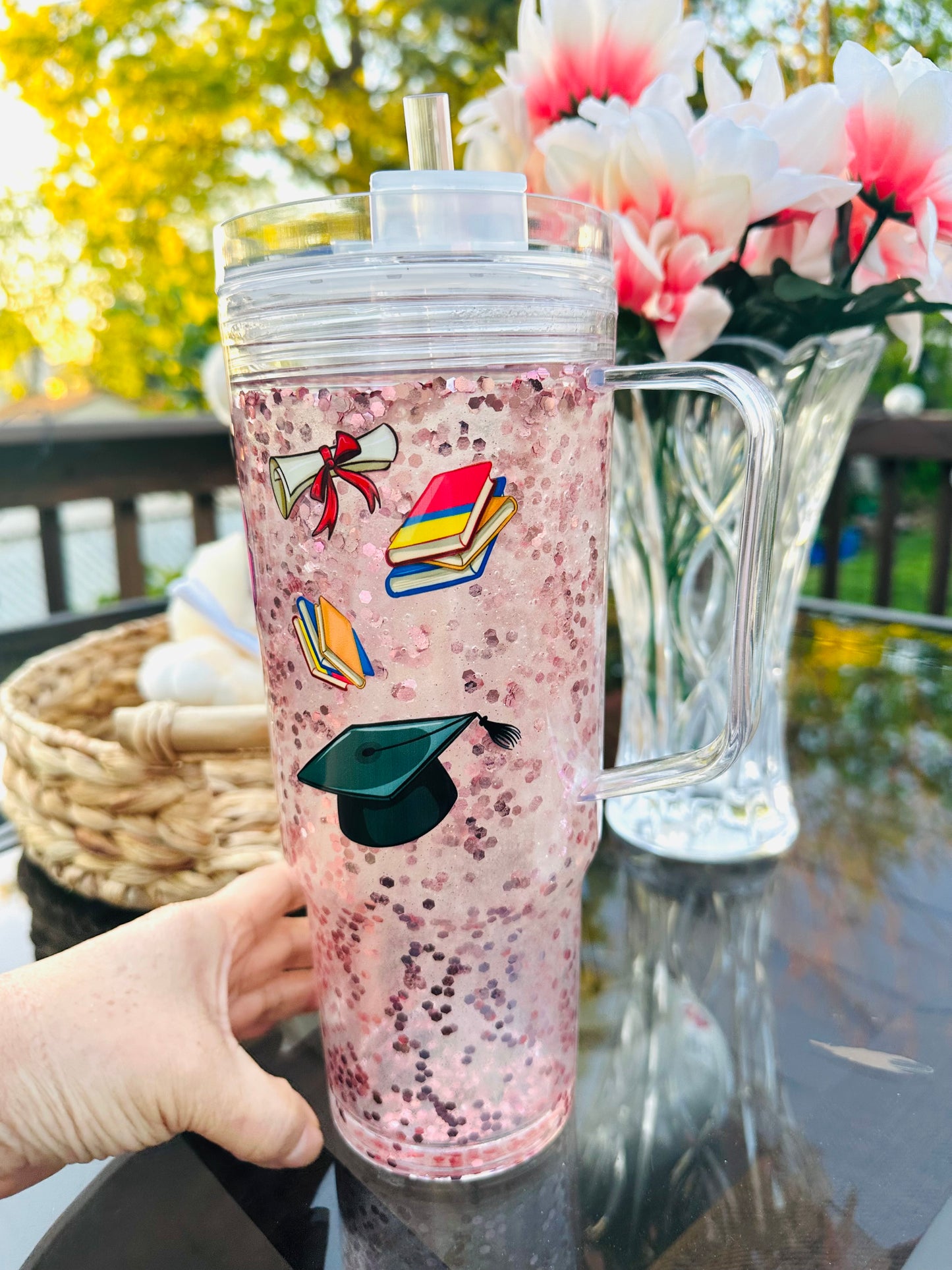 Personalized Graduation Snow Globe Tumbler – Custom Name Glitter Cup, Class of 2026 Gift