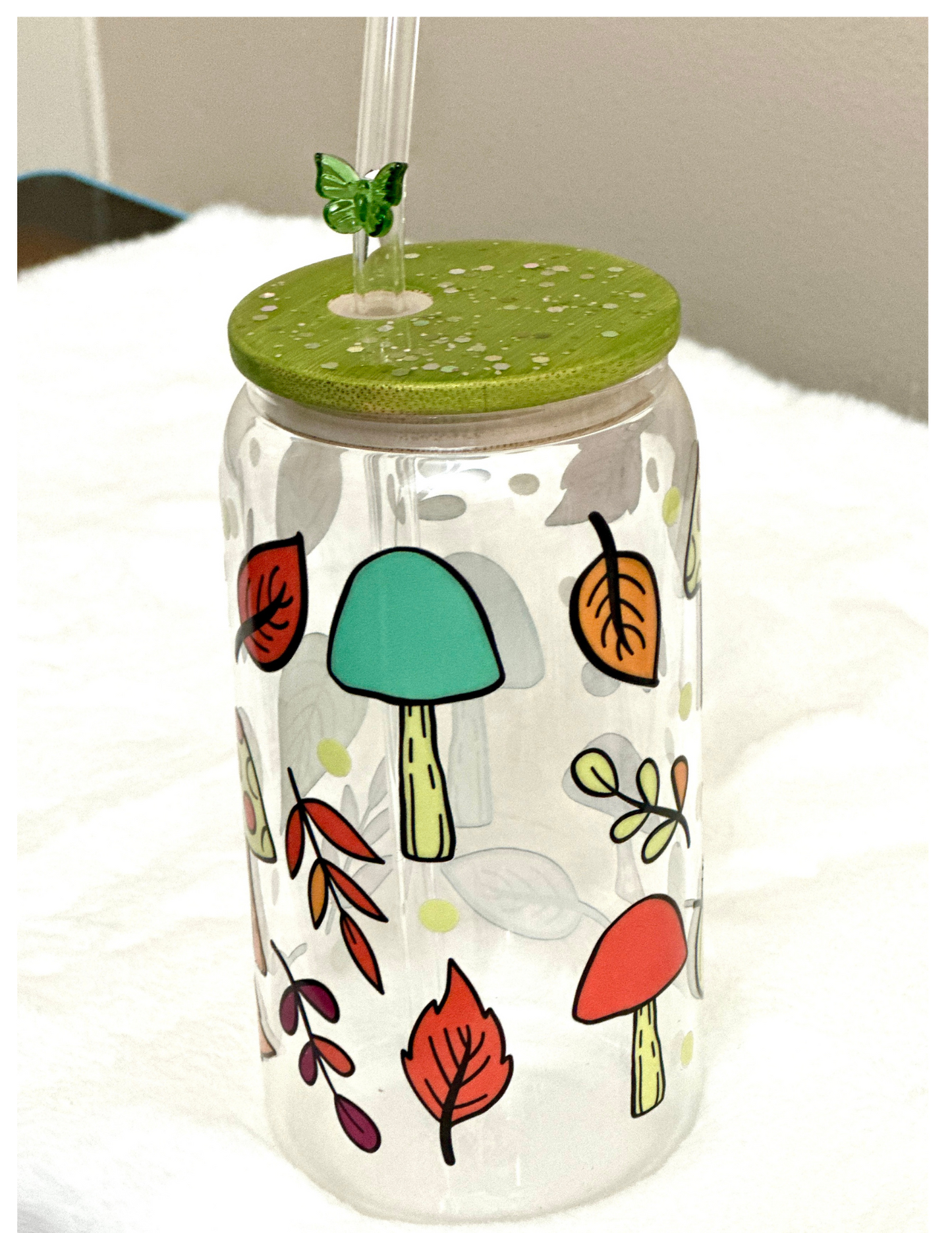 Iced coffee cup, 16oz can glass, thoughtful gifts, iced coffee cup with lid, trendy cups, birthday gifts, hand painted lids