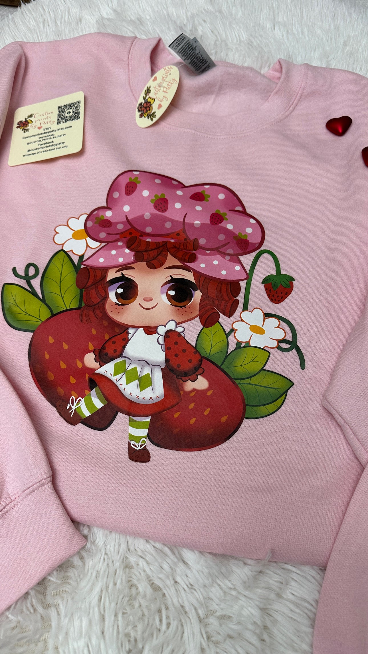 Crewneck sweatshirt, birthday gifts, strawberry sweatshirt, girls sweaters, retro characters sweatshirt, pink crewneck sweatshirt Valentine’s Day gifts.