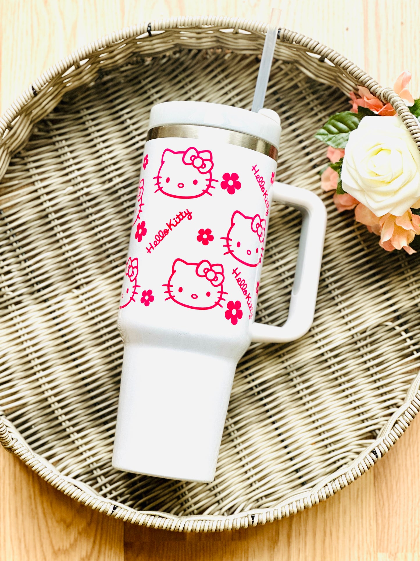 Stainless steel tumblers, Kitty tumblers, 40 oz tumblers, kitty tumblers with handles, alien tumblers, coquette bow tumblers, birthday gifts, back to school gifts, personalized tumblers.