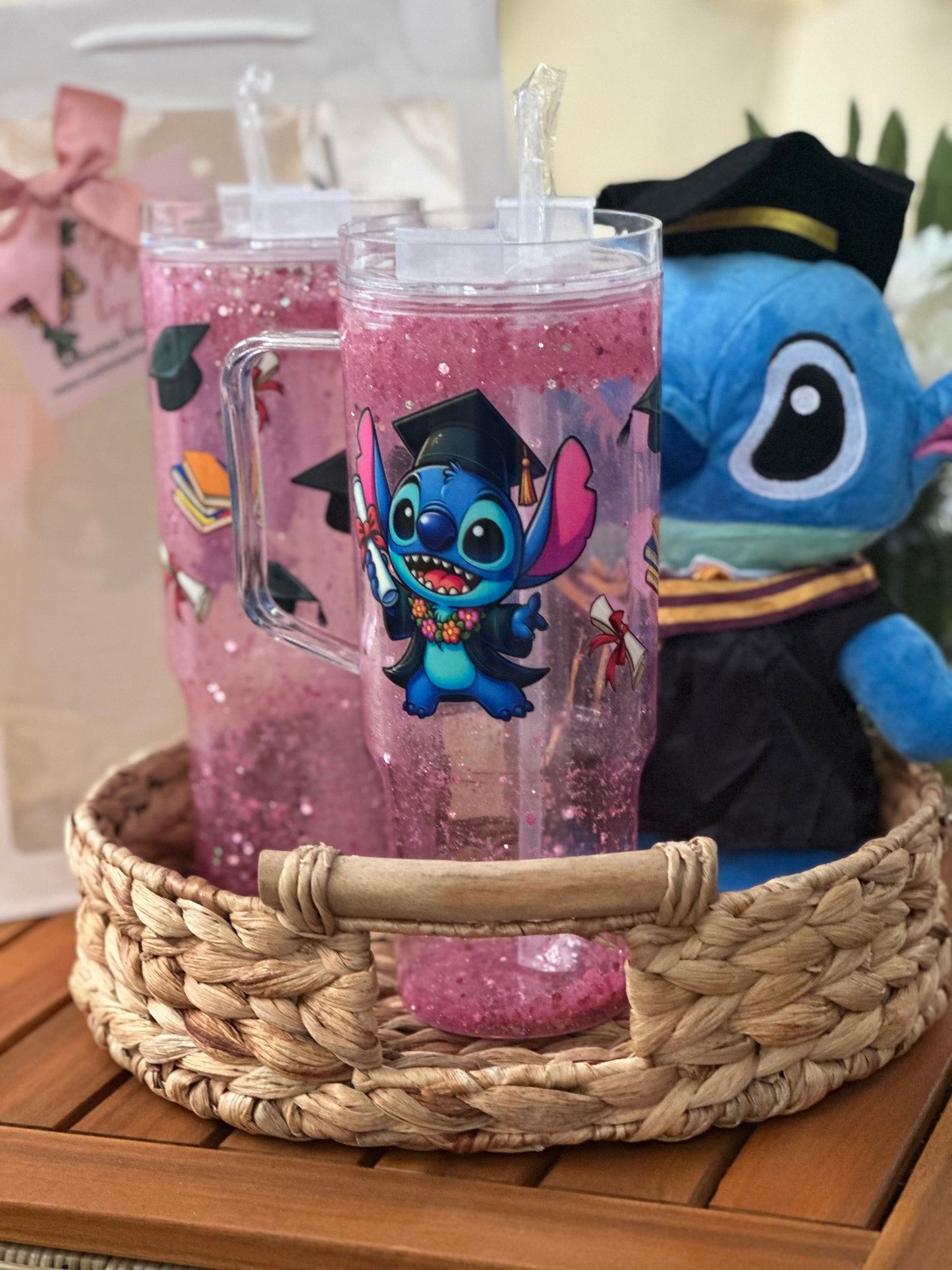 Graduation Stitch Snow Globe Tumbler Set ✨🎓 Personalized Graduation Glitter Tumbler with Plush
	•	Graduation Stitch Snow Globe Cup Gift Box
